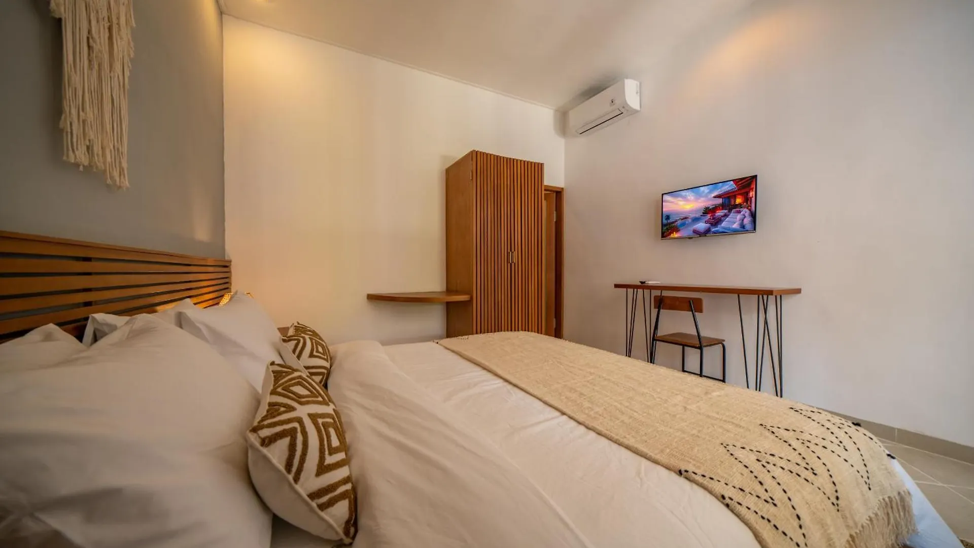 Villa Ivy Moon Seminyak